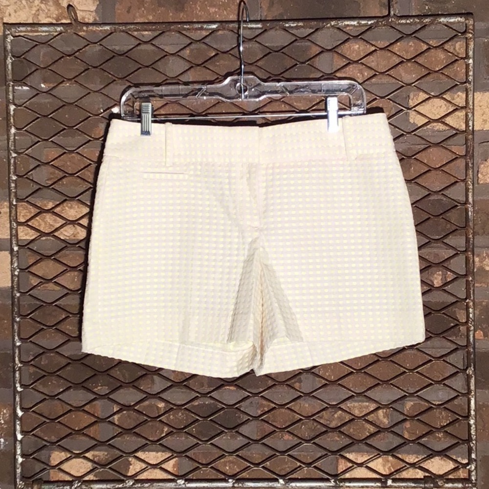 Ann Taylor Loft Marisa shorts cream with yellow polka dots 4